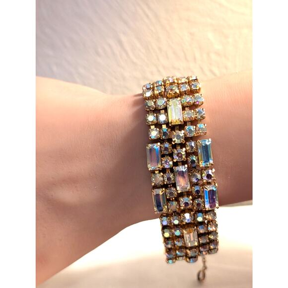 Vintage 1960s Unsigned Aurora Borealis Crystal Gold Tone Wide Bracelet W/ Safety - Picture 2 of 16